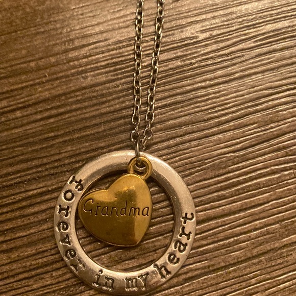 Jewerly - Picture 7 of 9